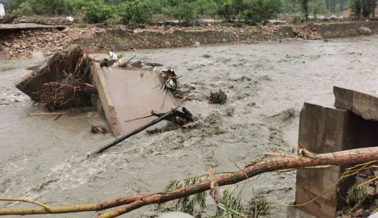 <b>最新！洛南县“8·6”暴雨洪涝灾害致5人死亡 10人失踪</b>