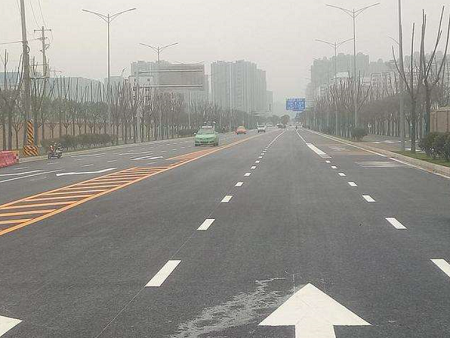 <b>西安高新区锦业路西延伸段通车 道路全长870米</b>
