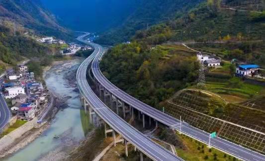 车程缩短70分钟  安康至岚皋高速公路将于12月23日正式通车