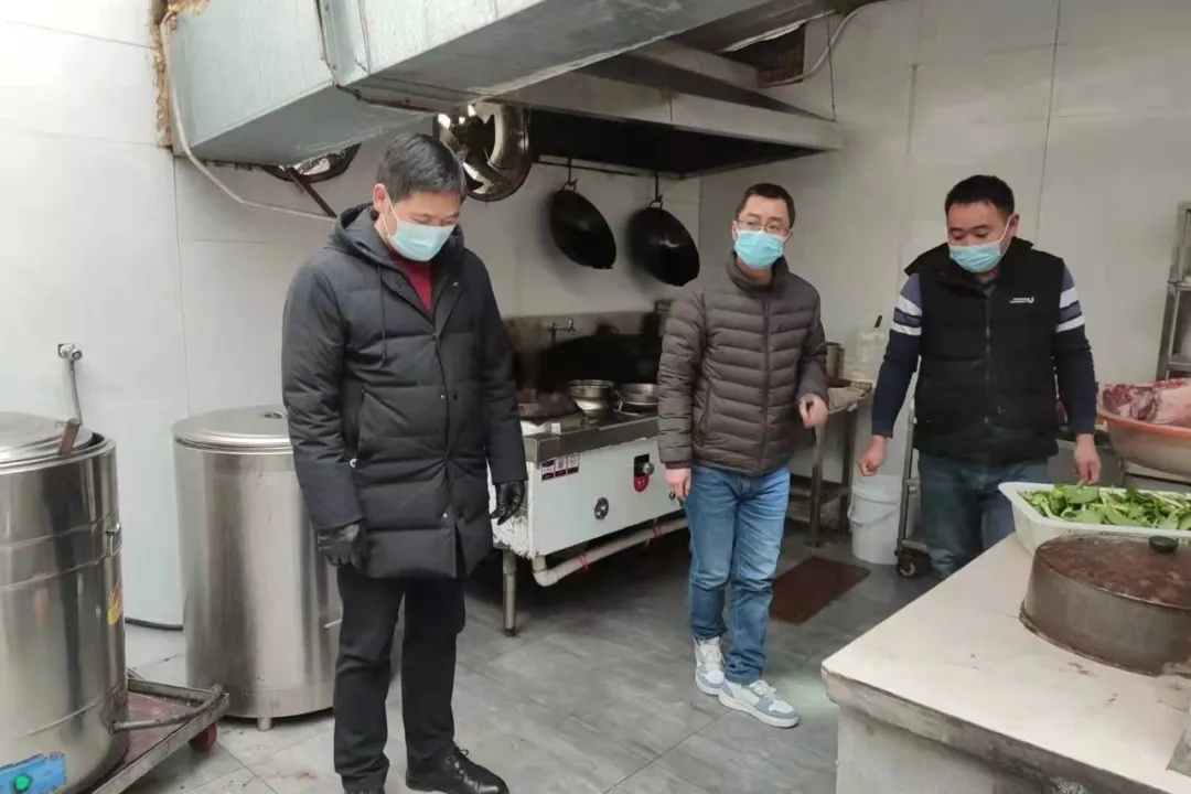 <b>确保集中隔离点食品安全 安康市市场监管局开展专项督查</b>