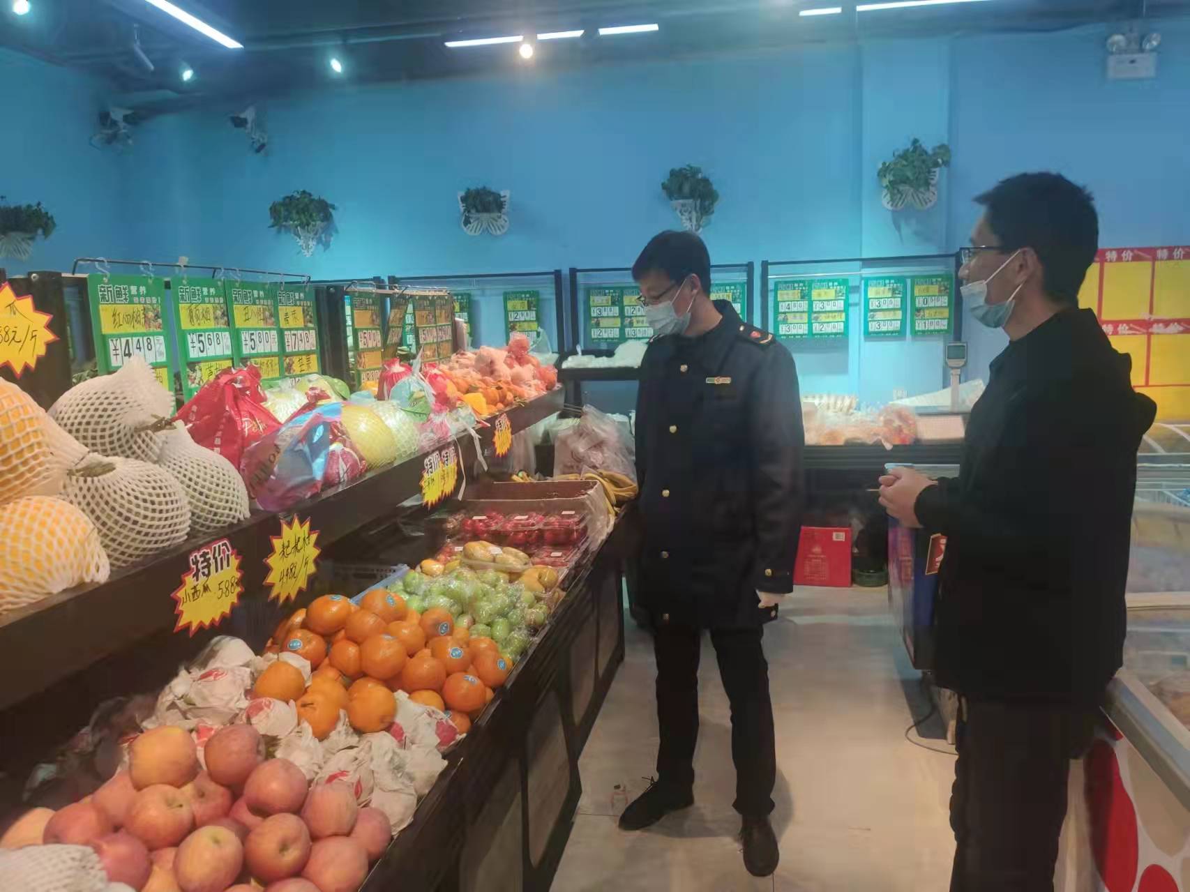 凤县：“市监蓝”守牢疫情防控的民生底线