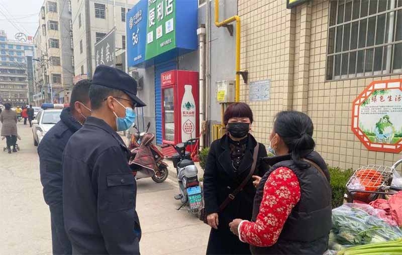 <b>热心市民路拾存单 彬州民警协助送还</b>
