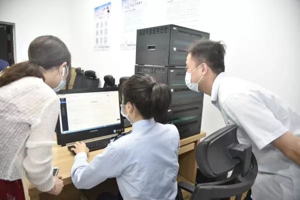 <b>西咸新区税务局开启“智慧税务”服务模式</b>