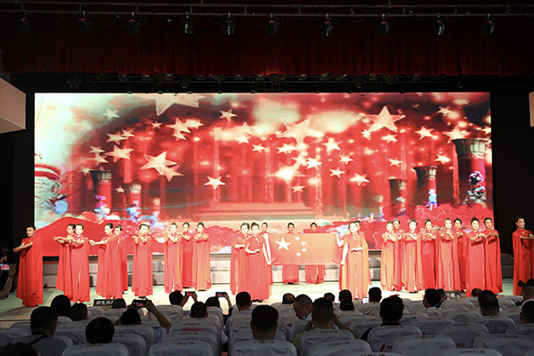 <b>“魅力宝鸡 歌声嘹亮”经典红色歌曲全民唱展演活动启动仪式在渭滨区举行</b>