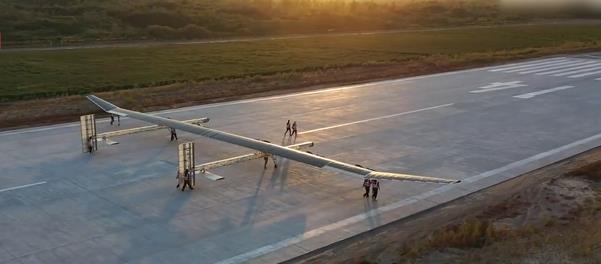 <b>国产大型太阳能无人机在榆林首飞成功</b>