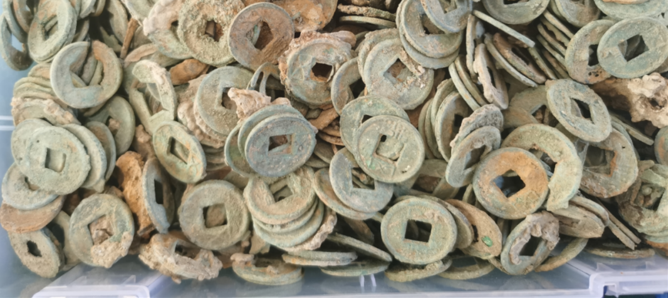 <b>陕西发现大量古钱等遗物遗迹 系两千多年前的国家铸币工厂</b>