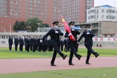 <b>国家税务总局榆林市税务局举行升国旗仪式</b>