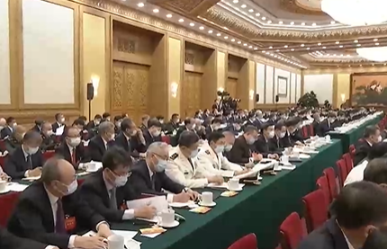 <b>党的二十大主席团举行第一次会议 习近平出席会议并作重要讲话</b>