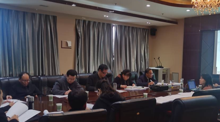 <b>凤县行政审批服务局“三心服务”助企纾困解难题</b>