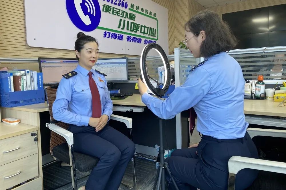 <b>榆林市税务局多维立体式矩阵宣传减税降费政策</b>