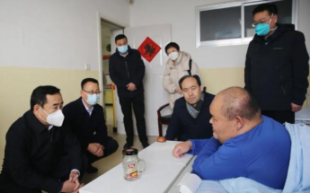 <b>陕西中医药大学校长孙振霖一行到榆林高新医院调研</b>