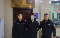 已被拘留！只因鞋面被环卫工人不小心弄脏 就对62岁老人大打出手