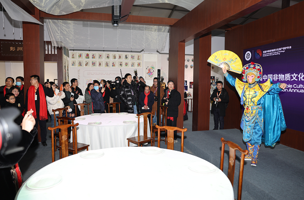 <b>聚焦非遗年会 | 榆林非遗精粹汇聚集市</b>