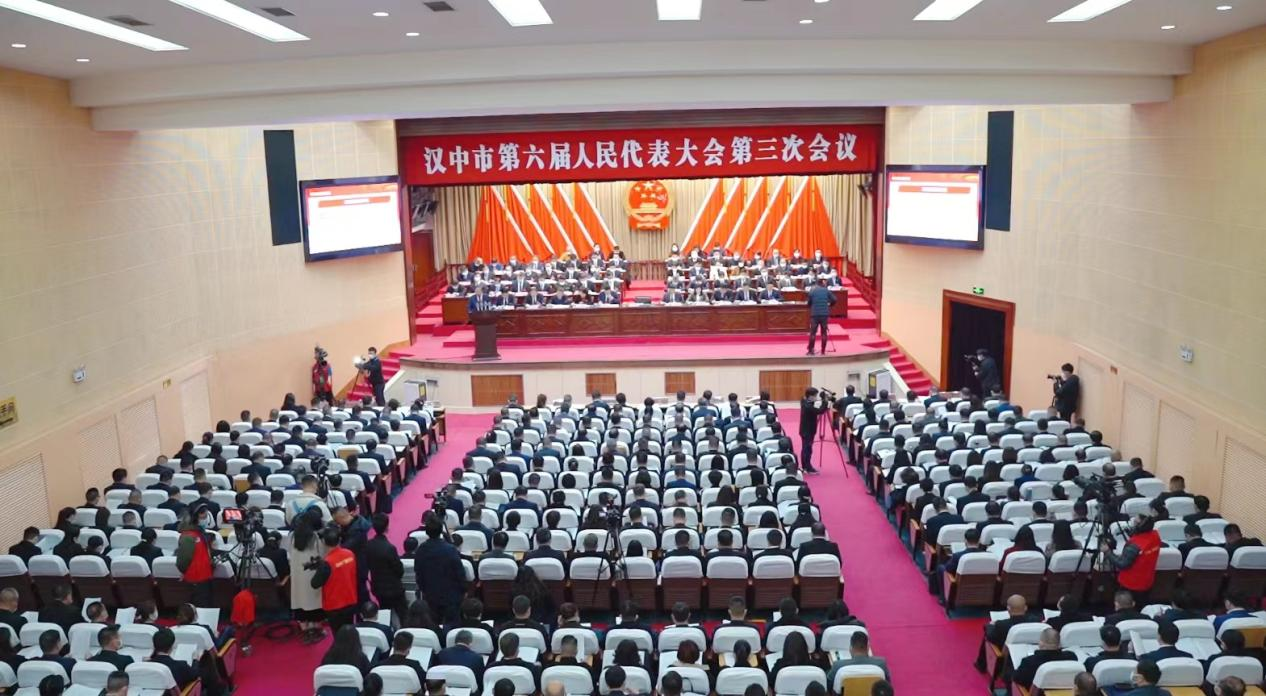 <b>2022年汉中全市法院受理各类案件60425件  同比上升7.11%</b>