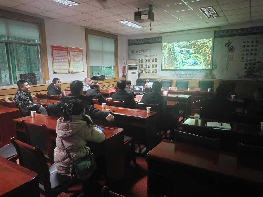 凤县组织项目审批管家联席会议 助推重点项目快速落地
