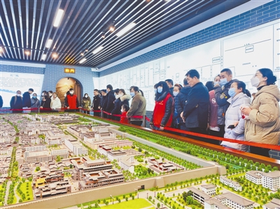 <b>榆林古城展览馆与榆阳名人展览馆对外开放</b>