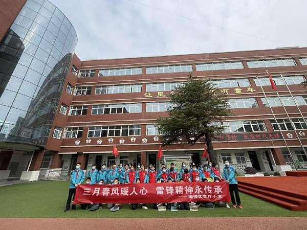 学习雷锋好榜样 | “学习雷锋，有我一个!”官厅小学雷锋精神处处可见