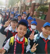 <b>灞桥区东城一小： 让自然成为教室 让孩子们用真心感受劳动之美</b>