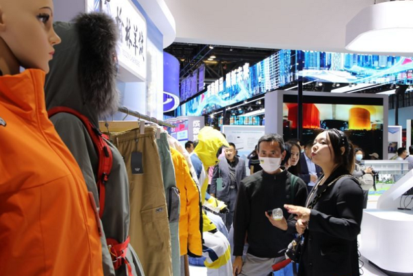 <b>沪浙两地40余家企业走进“榆林品牌”专场展区 洽谈“榆林羊绒”合作事宜</b>
