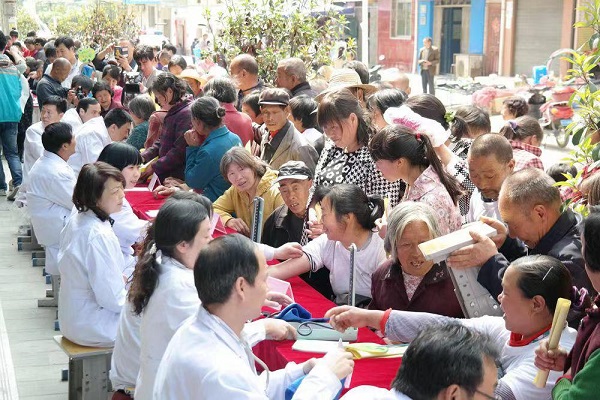 <b>商洛市柞水县开展“苏陕协作-圆梦微心愿”捐赠活动</b>