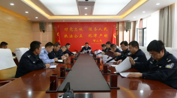 <b>靖边县公安局靶向对标促进纪律作风转变</b>