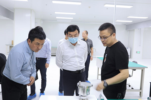 宝鸡市渭滨区委书记段小龙调研全区重点工作