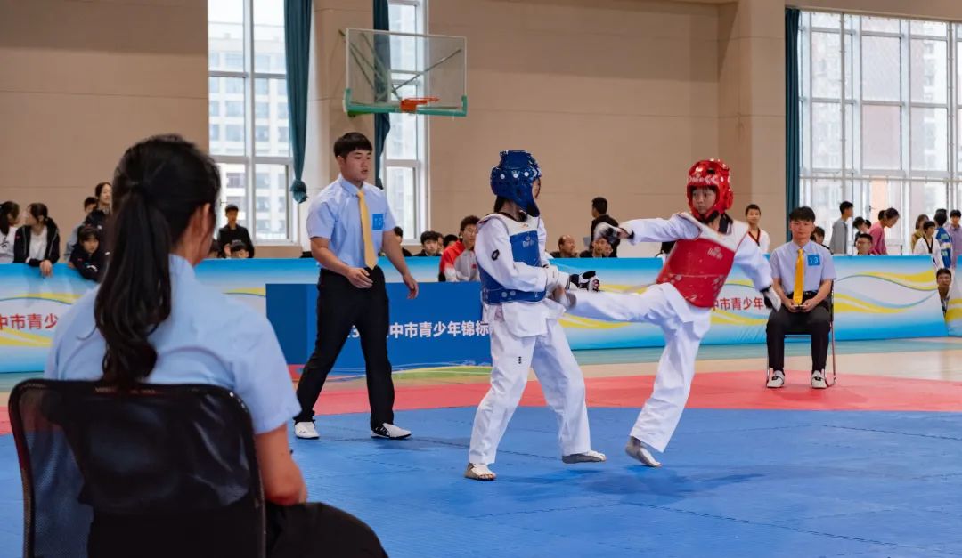 2023年汉中市青少年跆拳道锦标赛鸣锣开赛