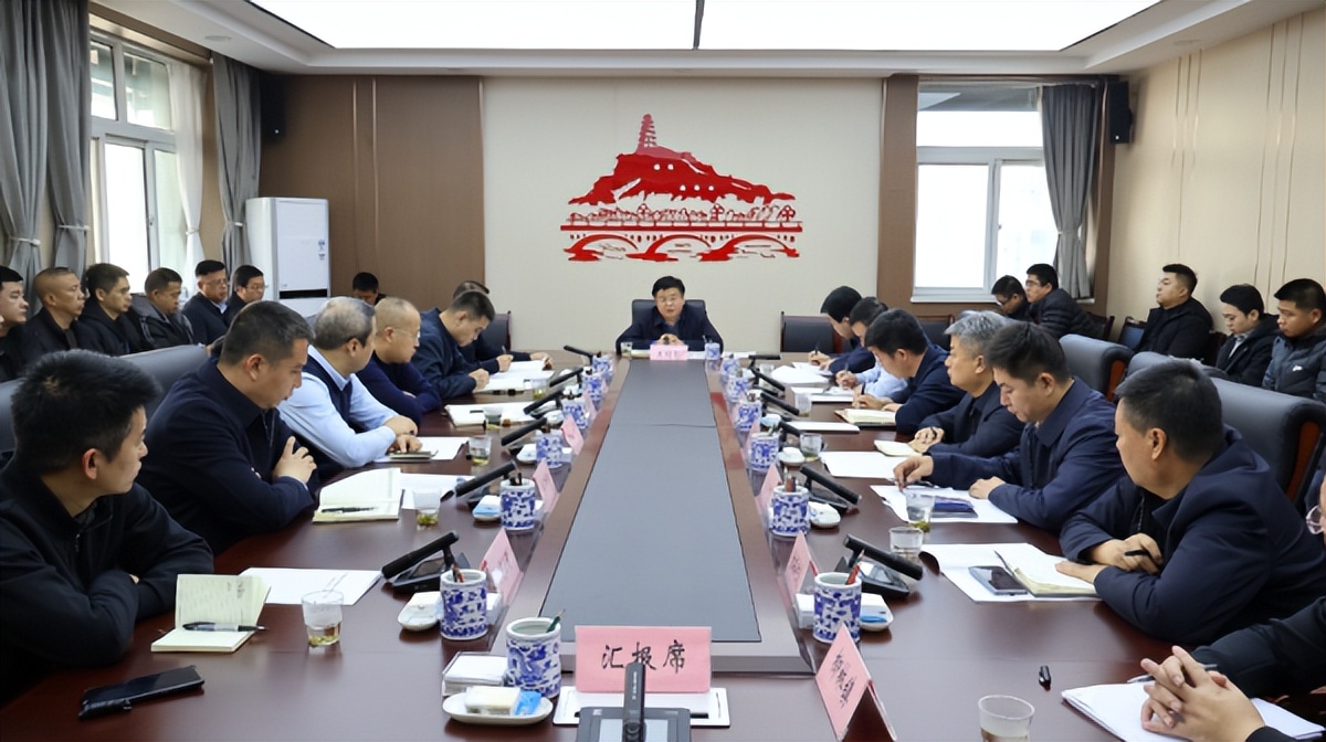 <b>延安市宝塔区召开山体沟道“第一书记”座谈会</b>