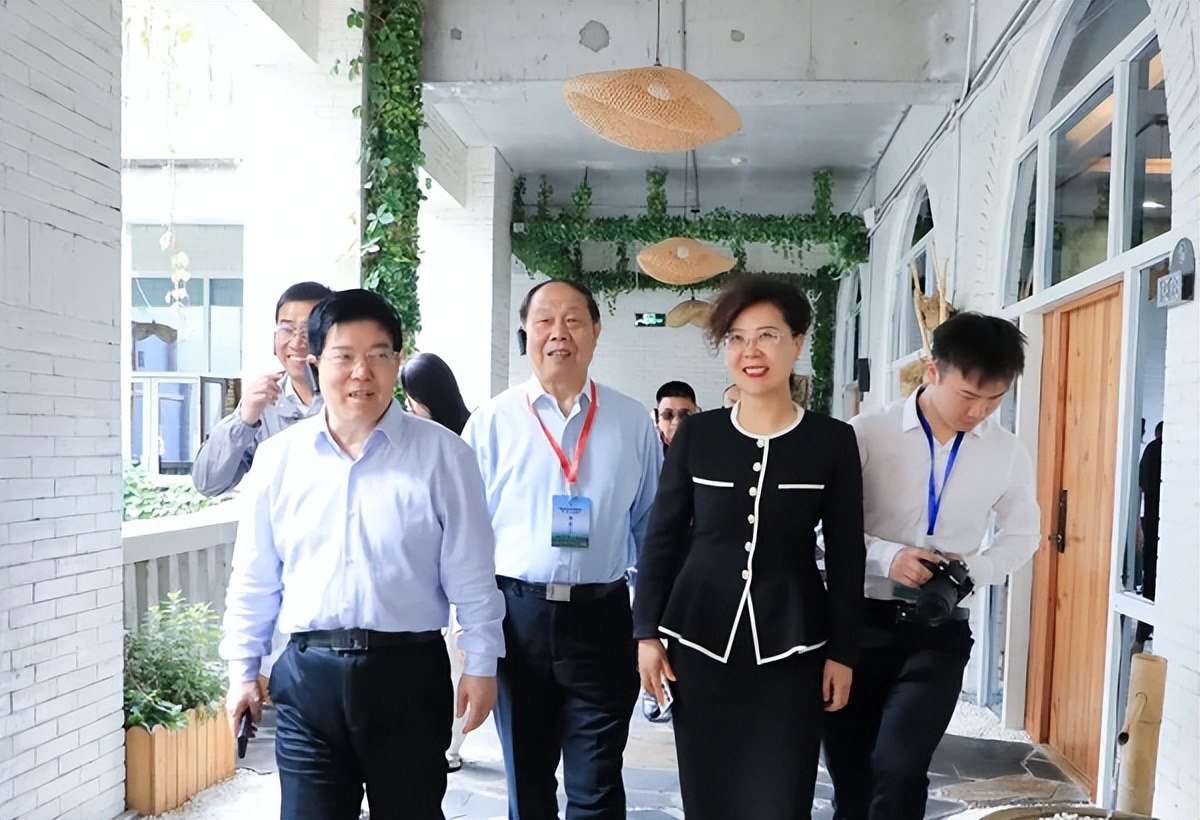 <b>郑梦熊一行调研金延安旅游度假区</b>