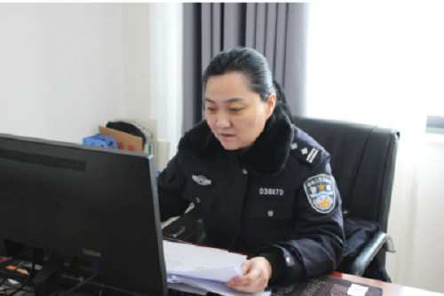 <b>塞上警花别样红——靖边县公安局先进女警群像素描</b>