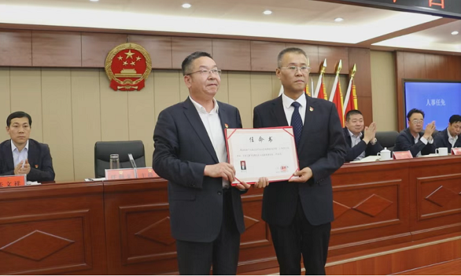 <b>榆林市靖边县第十九届人大常委会第二十四次全体会议召开</b>