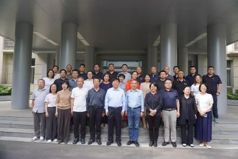 <b>民进西安市委会召开临潼区工委班子调整会并开展专题调研</b>