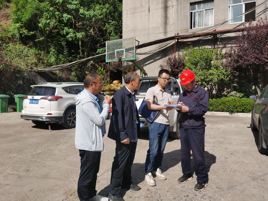 <b>商洛市柞水县小岭镇实施“一编三查五看”工作法 筑牢防汛安全铜墙铁壁</b>