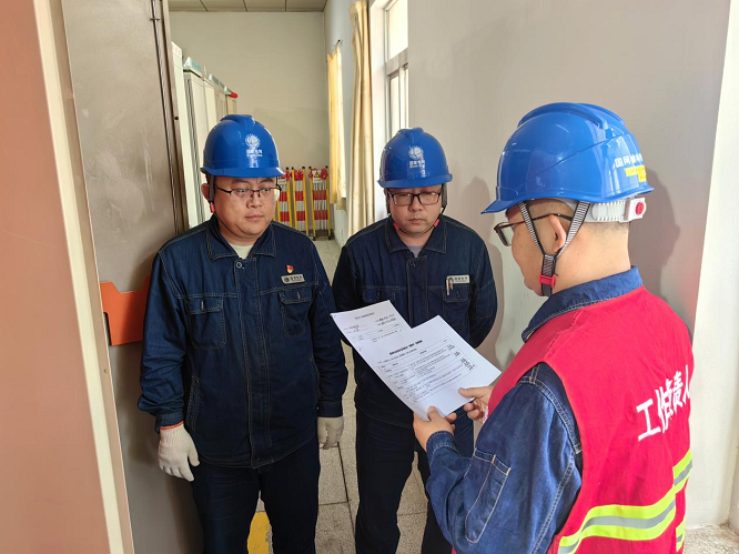 <b>国网榆林供电公司：“平安春检”筑牢电网迎峰度夏安全防线   </b>