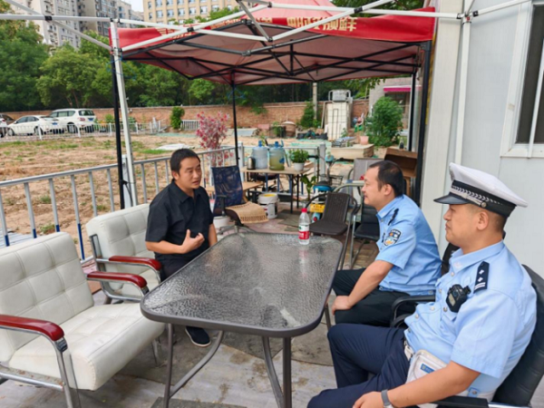<b>西安经开区破解停车难 市民尽享“实惠泊位”</b>