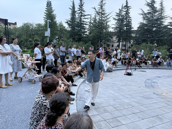 <b>铜川市印台区：“百姓小剧场”点燃激情夏日</b>