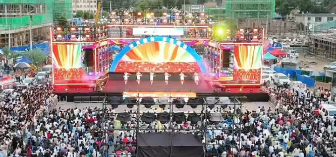 <b>榆林市靖边县：“七月会”上的热辣“警”色！</b>