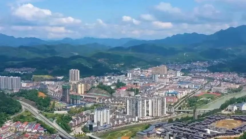 <b>汉中市宁强县：工业经济稳中提质 特色产业赋能高质量发展</b>