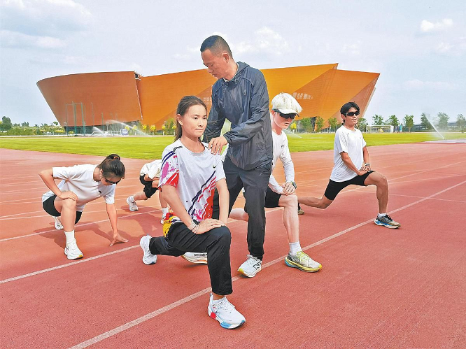 <b>陕西省自强模范高娜：奔跑在无声世界的追梦人  </b>