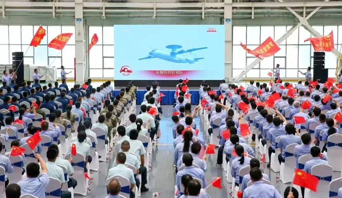 <b>“国之重器”从秦岭南麓起飞！汉中航空产业跑出“加速度”</b>