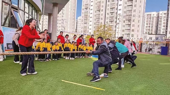 <b>商洛市丹凤县依托“搬迁+治理+保障”让群众感党恩  </b>