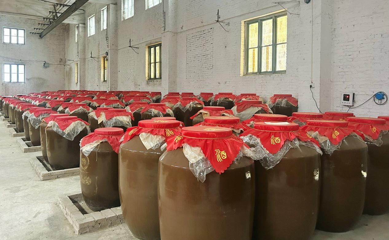 <b>这杯“金锁关”,酿出了乡村振兴的“好味道”</b>