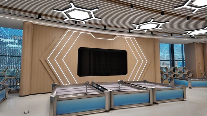 <b>关注！咸阳人工智能教育研学基地即将对外开放  </b>