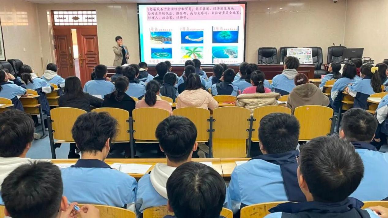 <b>校长生涯课助力西安市第十九中学学生“槐下生长”</b>