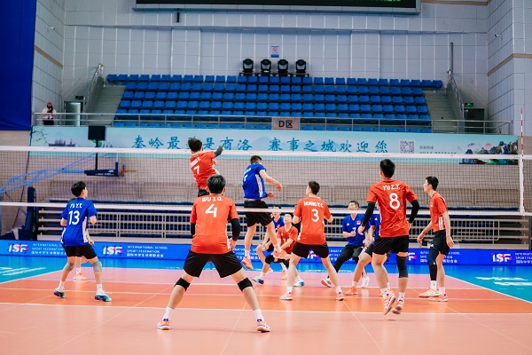 <b> 世界目光聚焦秦岭 2025年U15世界中学生排球锦标赛在商洛开幕</b>