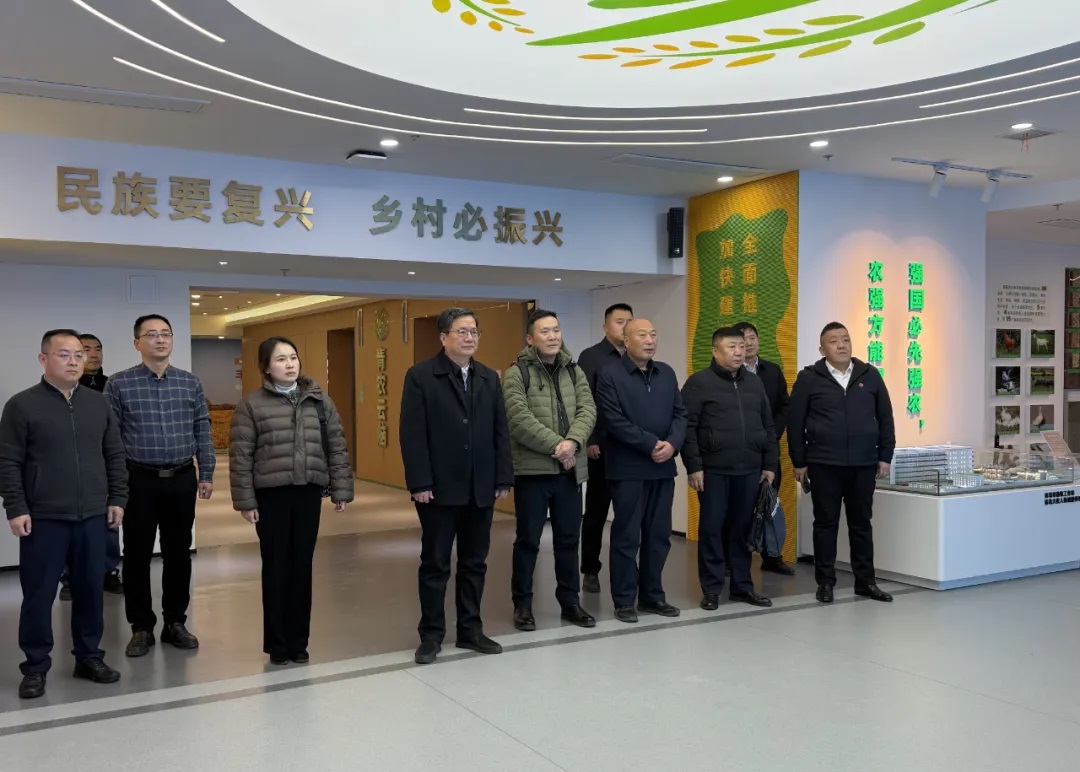 <b>民革西安市委会课题组赴青岛开展专题调研</b>