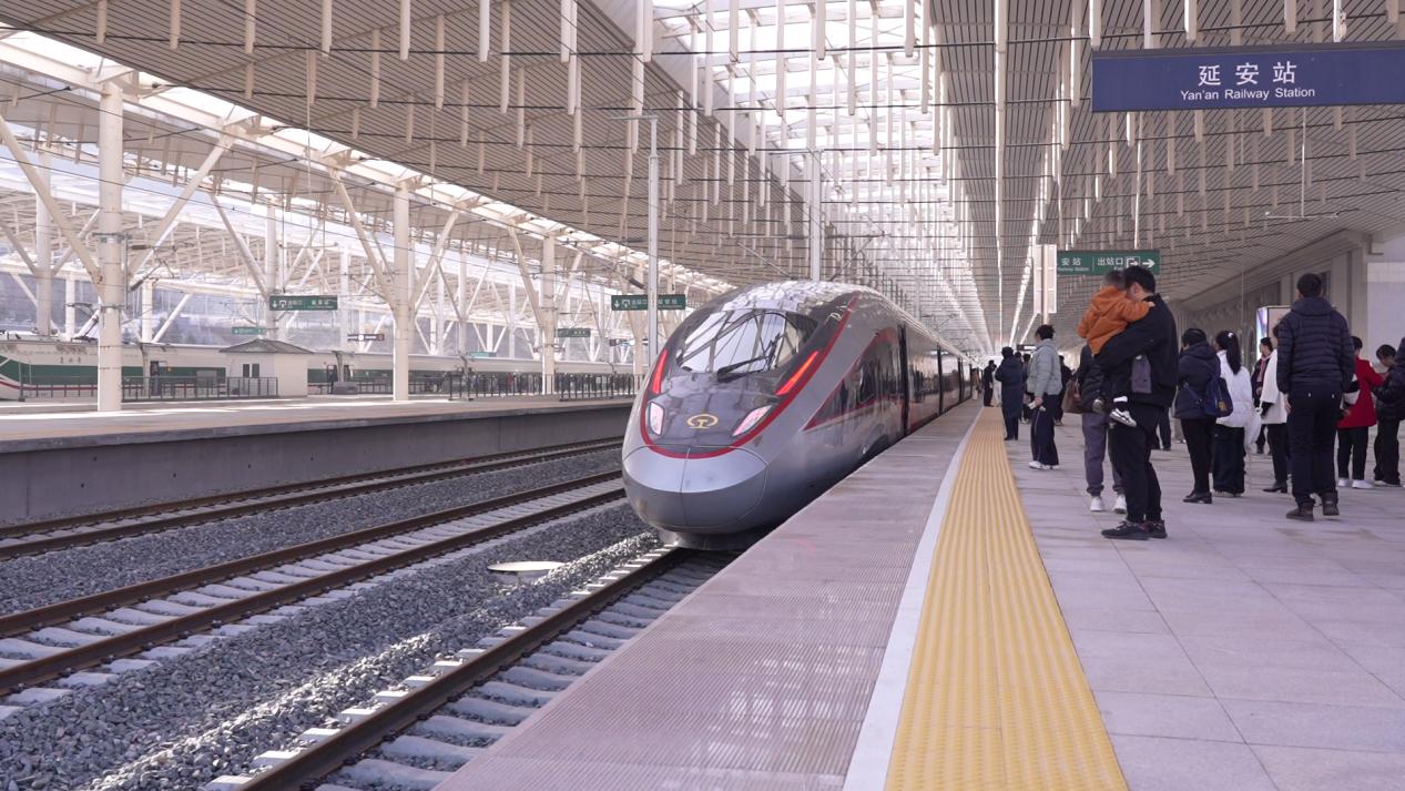 陕西铁塔创新攻坚 铸就西延高铁高品质5G“信息长廊”