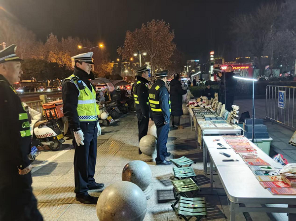 <b>西安经开区：“点线面”立体管控，守护冬季出行平安路</b>