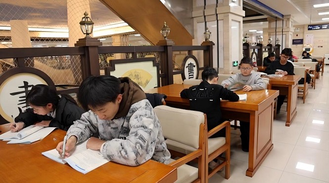 榆林市府谷县图书馆：深耕沃土播“书种” 多维发力“香”满城