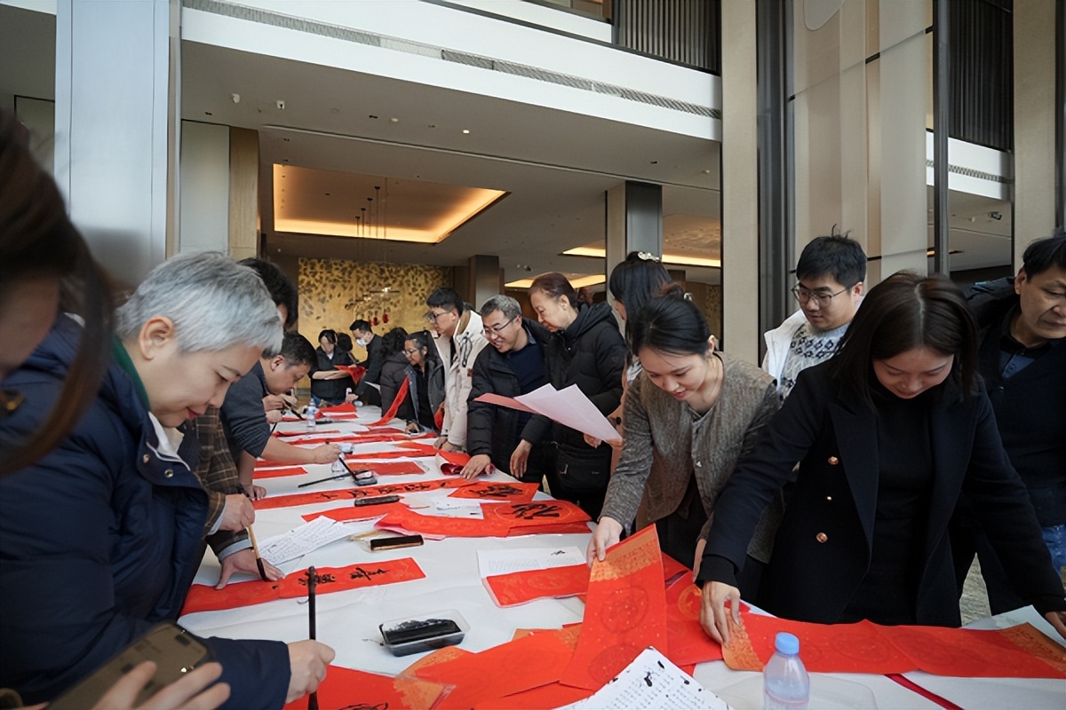 金泰恒业携手陕西省文旅厅开展书法名家新春送福活动